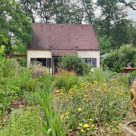 Maison De Charme A Arbonne-la-foret Avec Terrasse-jardin Verdoyant Feriehus Corne-Biche