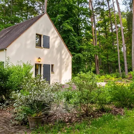 Maison De Charme A Arbonne-la-foret Avec Terrasse-jardin Verdoyant Corne-Biche